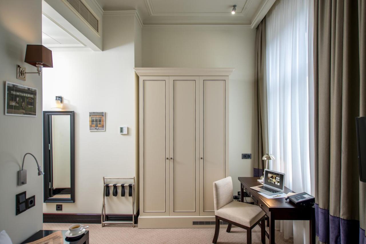 Astoria Hotel Lviv Bagian luar foto
