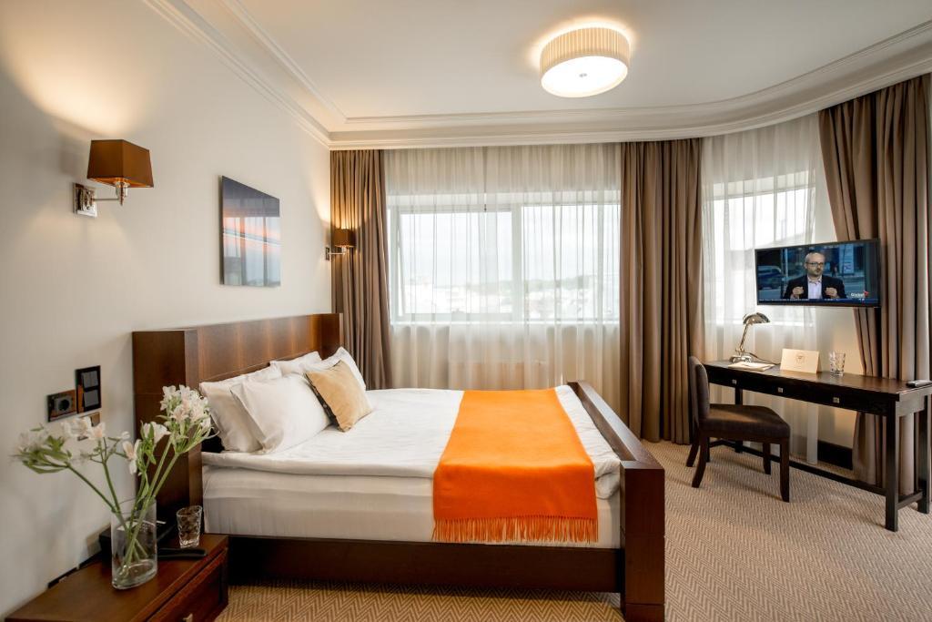 Astoria Hotel Lviv Bagian luar foto