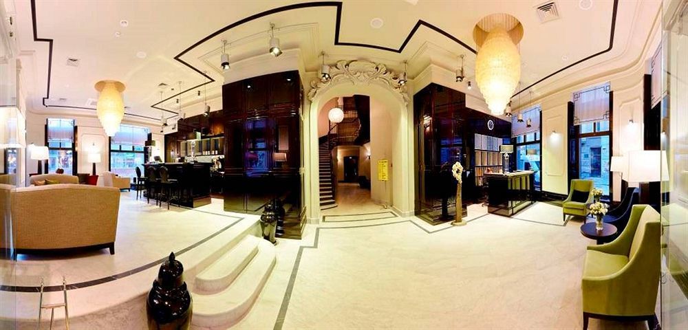 Astoria Hotel Lviv Bagian luar foto