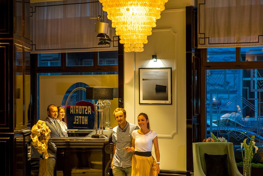 Astoria Hotel Lviv Bagian luar foto