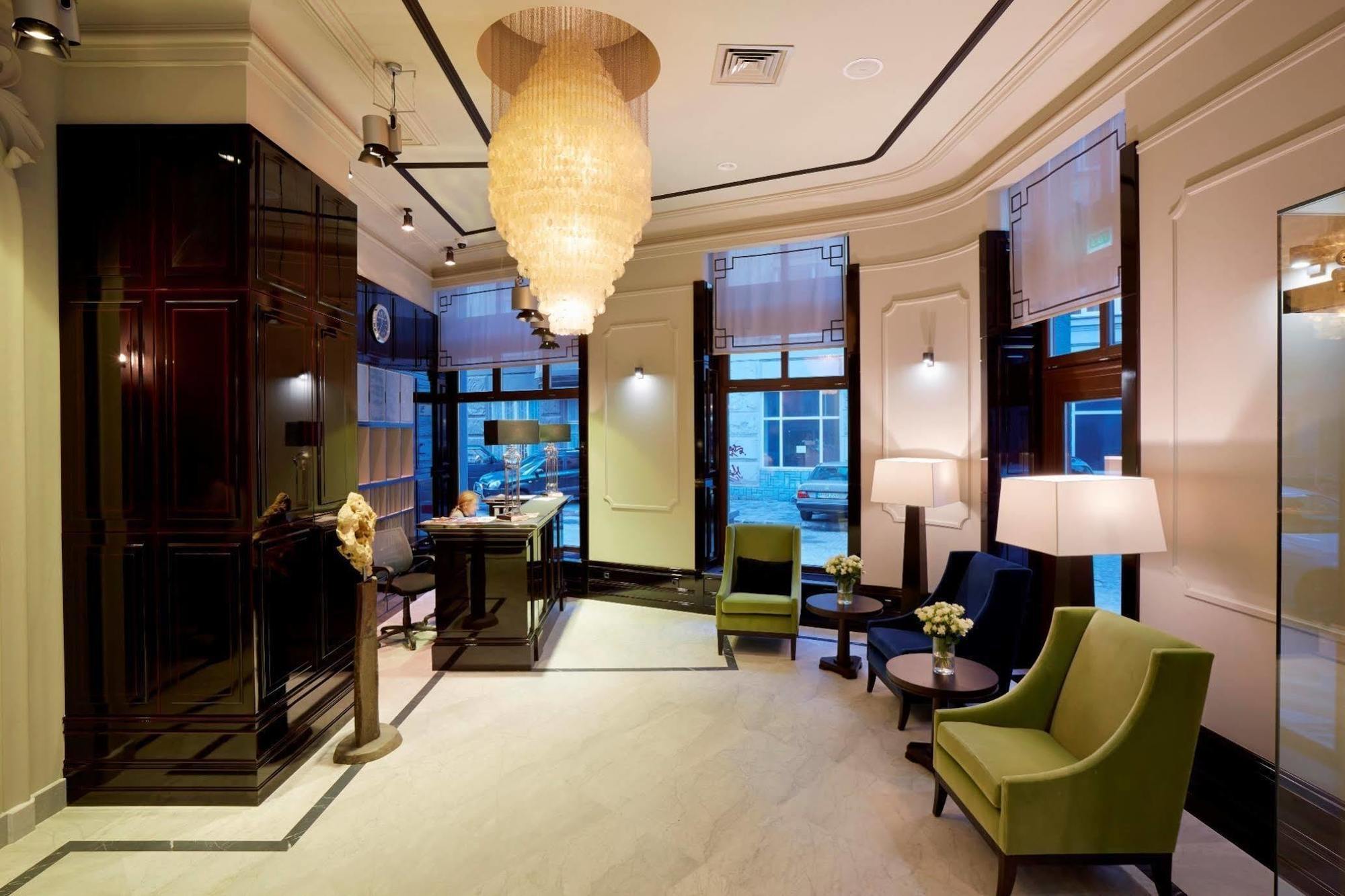 Astoria Hotel Lviv Bagian luar foto